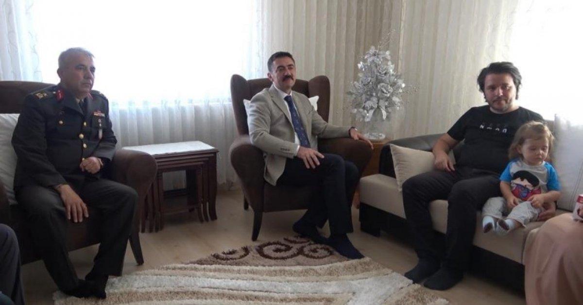 15 Temmuz şehidi PÖH Hakan Yorulmaz'ın babası: Bombanın altına koşa koşa gitti