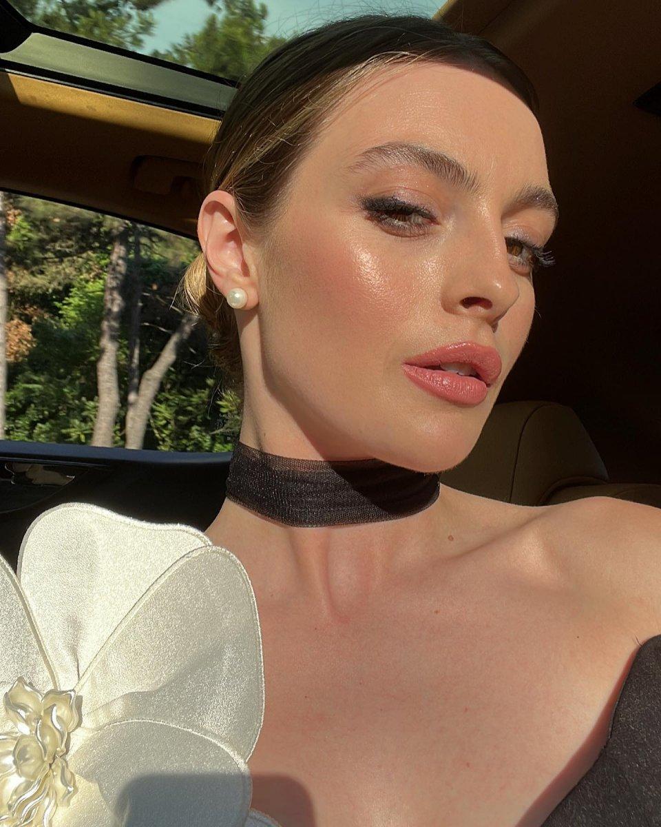 Melis Sezen’in ayakları takipçilerinin dikkatinden kaçmadı