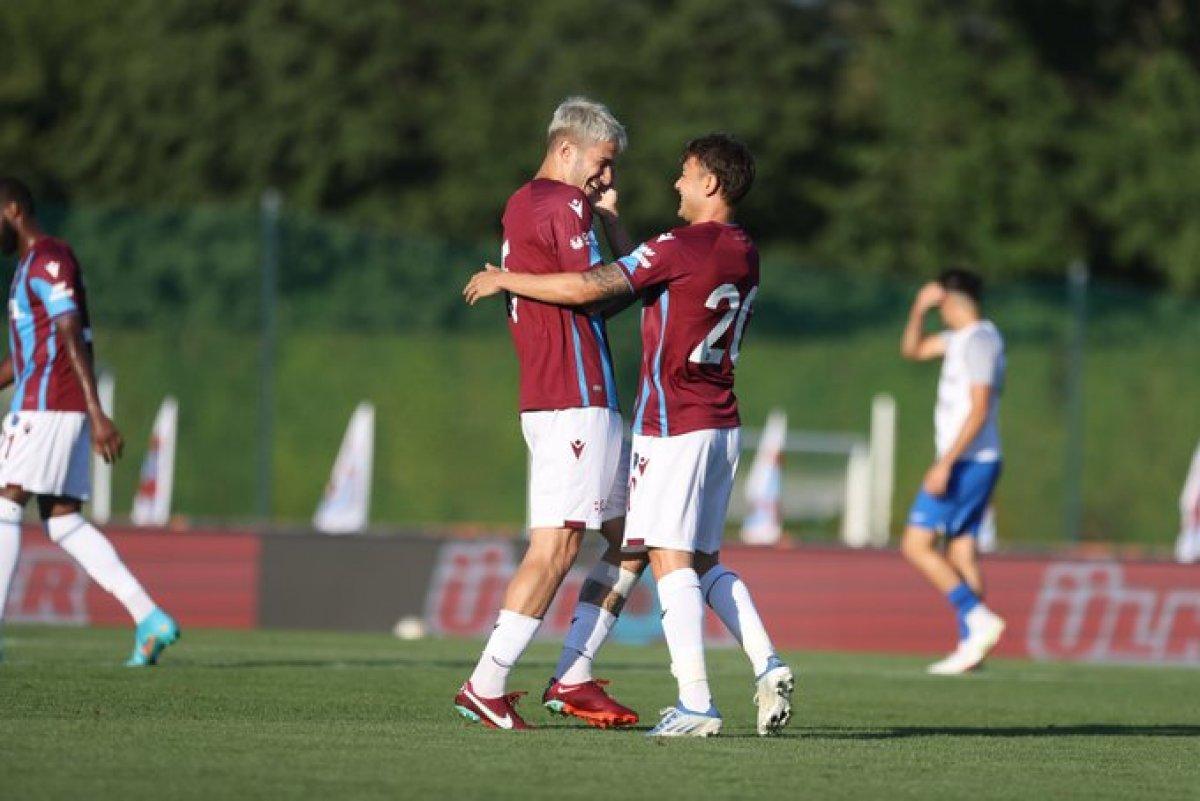 Trabzonspor hazırlık maçında MTK Budapeşte'yi 2-1 mağlup etti