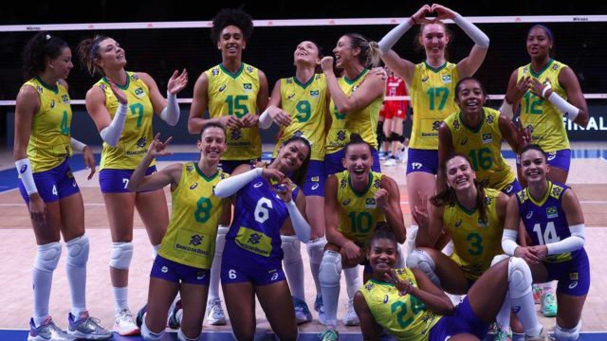 Voleybol Milletler Ligi'nde yarı finale hangi takımlar kaldı?