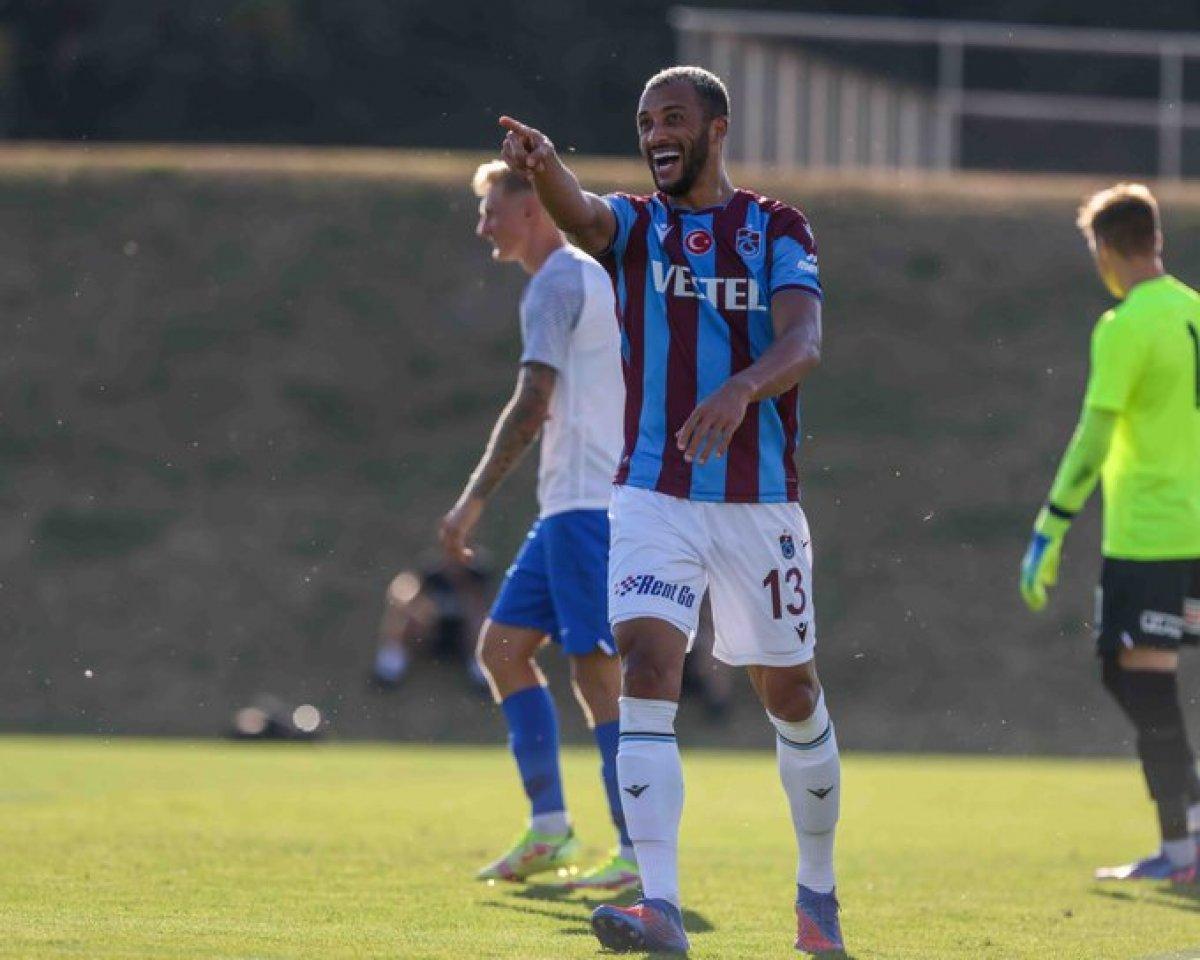 Trabzonspor hazırlık maçında MTK Budapeşte'yi 2-1 mağlup etti