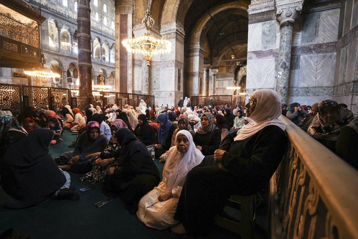 Ayasofya Camii'nde 251 şehit anıldı