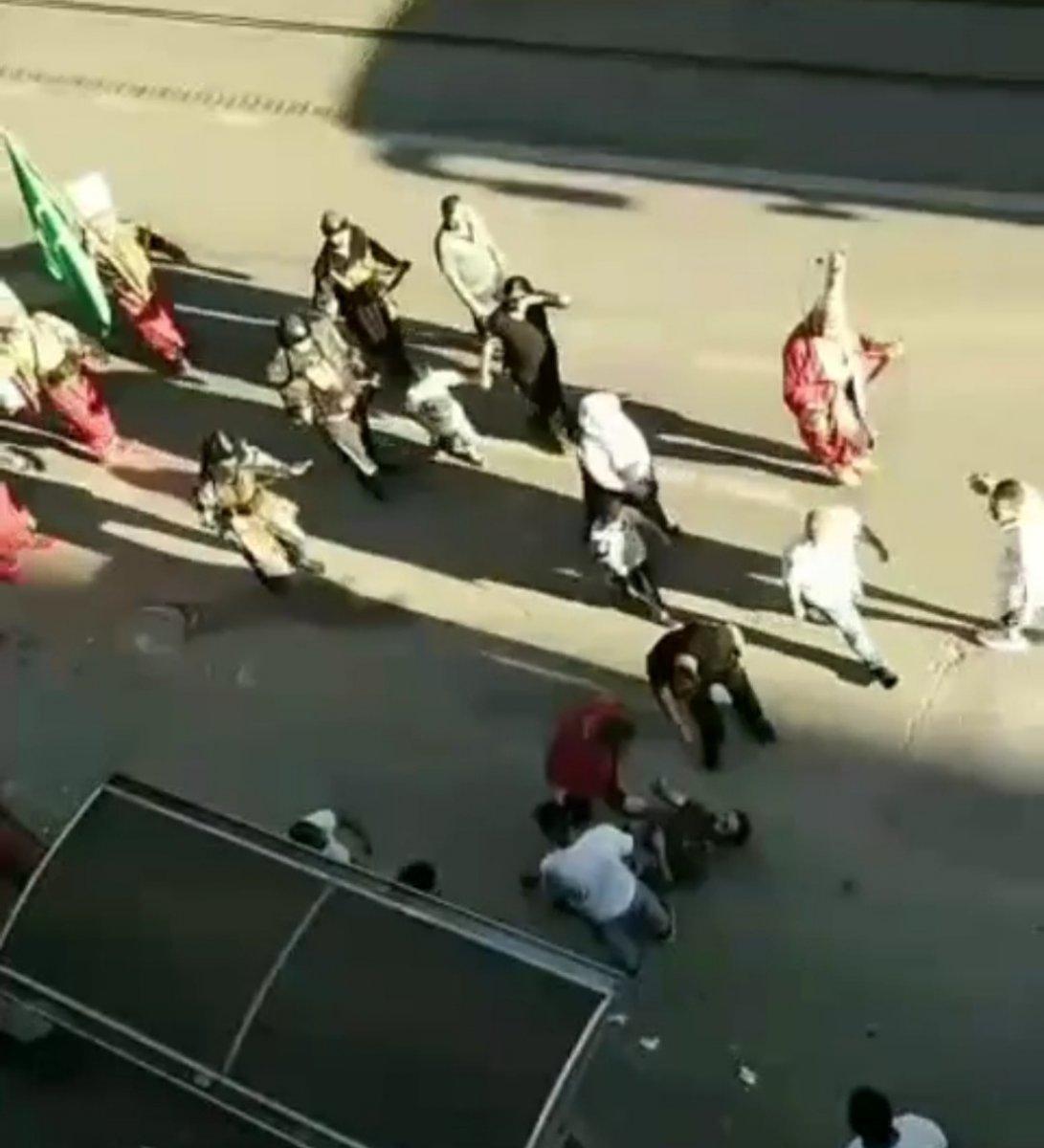 Bursa'da mehter eşliğinde kavga kamerada