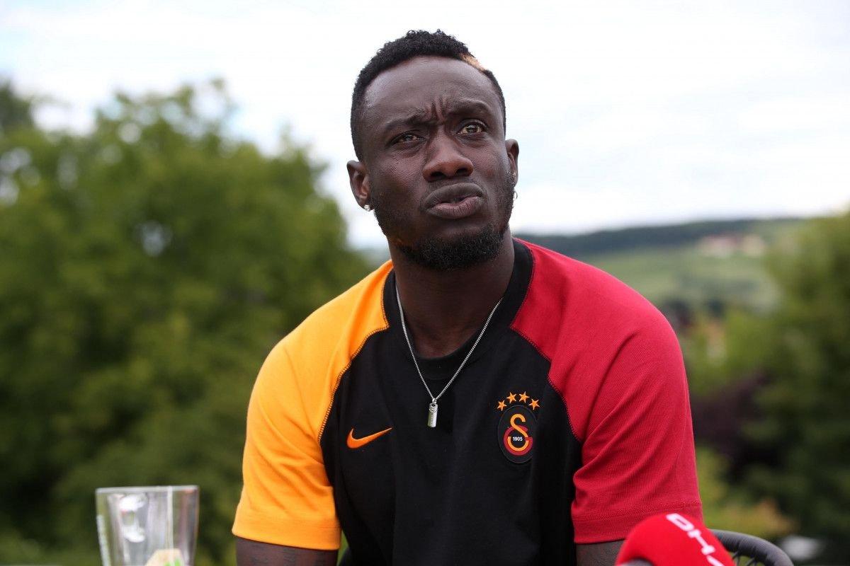 Mbaye Diagne kamptan ayrıldı