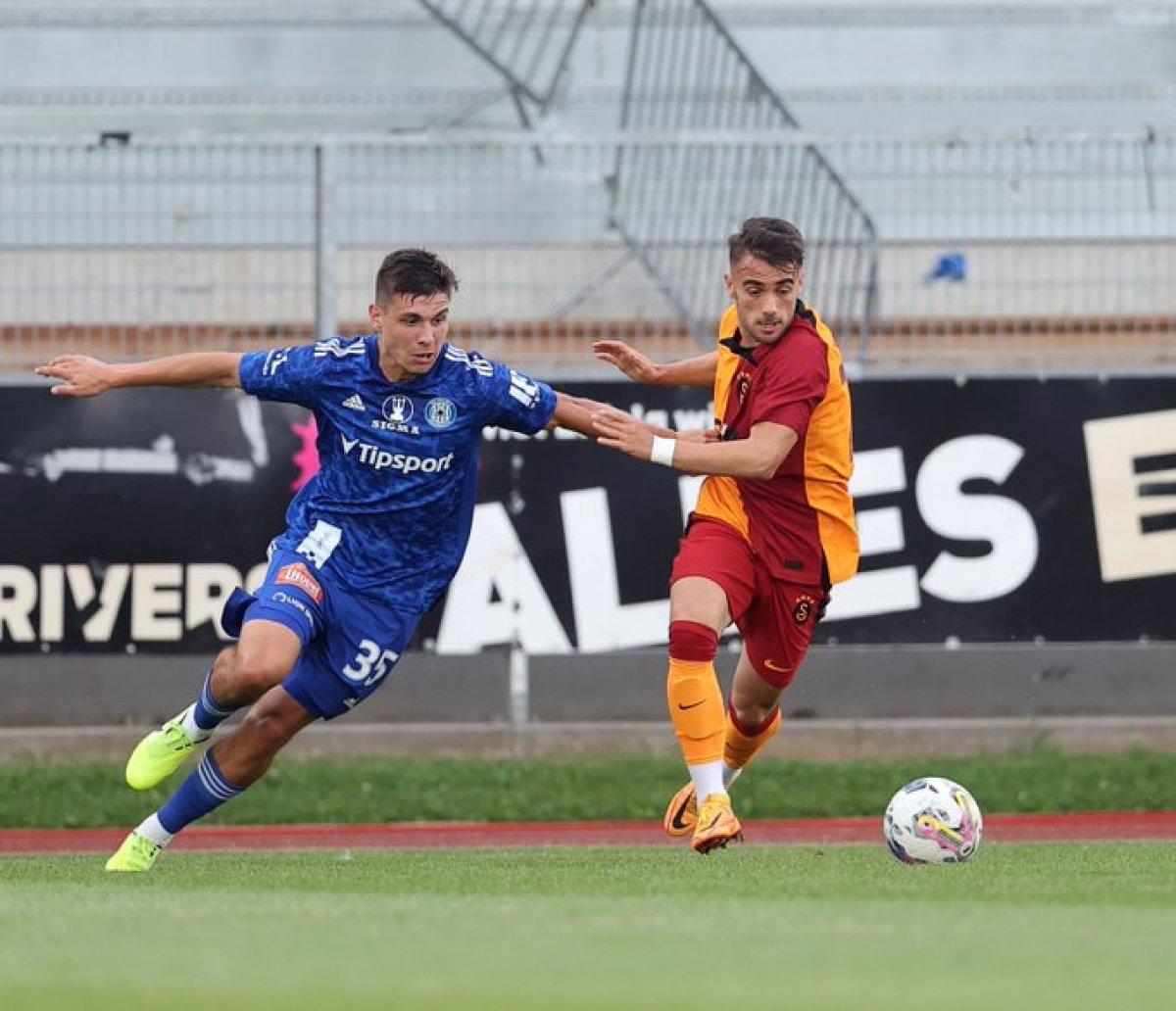 Galatasaray hazırlık maçında Sigma Olomouc'ı 2-0 yendi