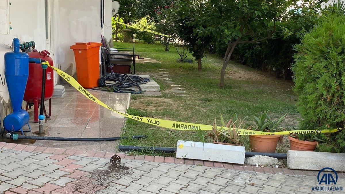 Antalya'da balkondan çarşafla inmeye çalışırken 10. kattan düştü