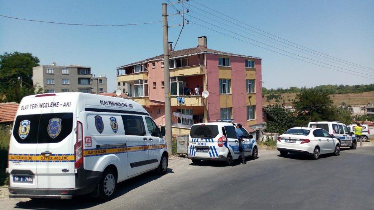 Tekirdağ'da hırsız girdiği evin sahibini bıçakladı