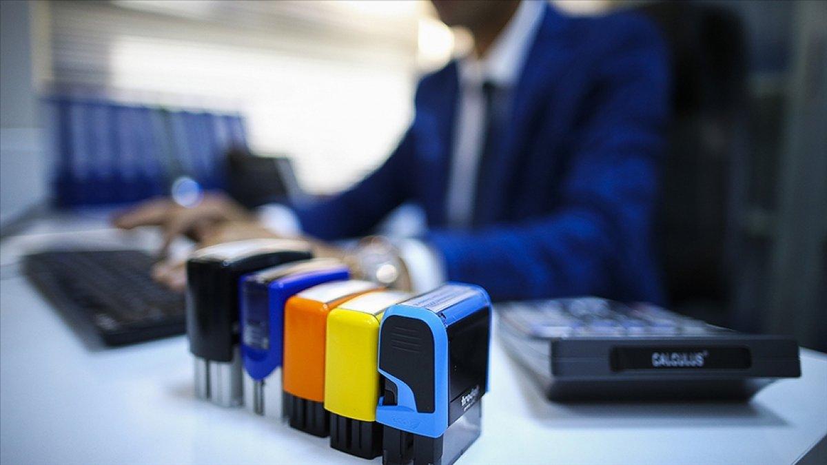 Bakan Vedat Bilgin'den çalışma saatlerini düşürme mesajı