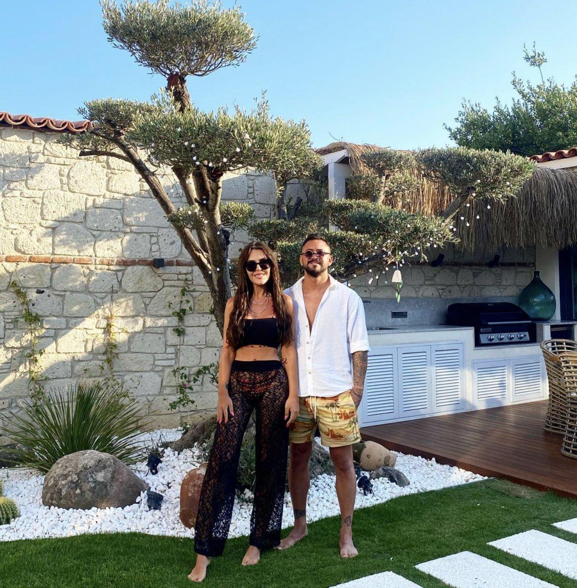 Selin Ciğerci'den yeni imaj! 'Saçına ne yaptın öyle'