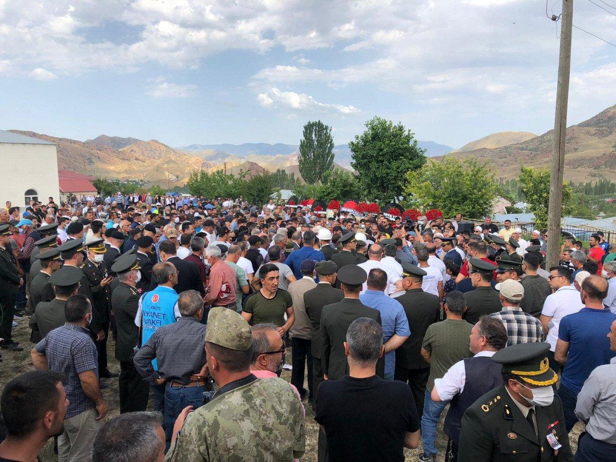 Şehit Uzman Çavuş Taşkın, Erzurum'da son yolculuğuna uğurlandı