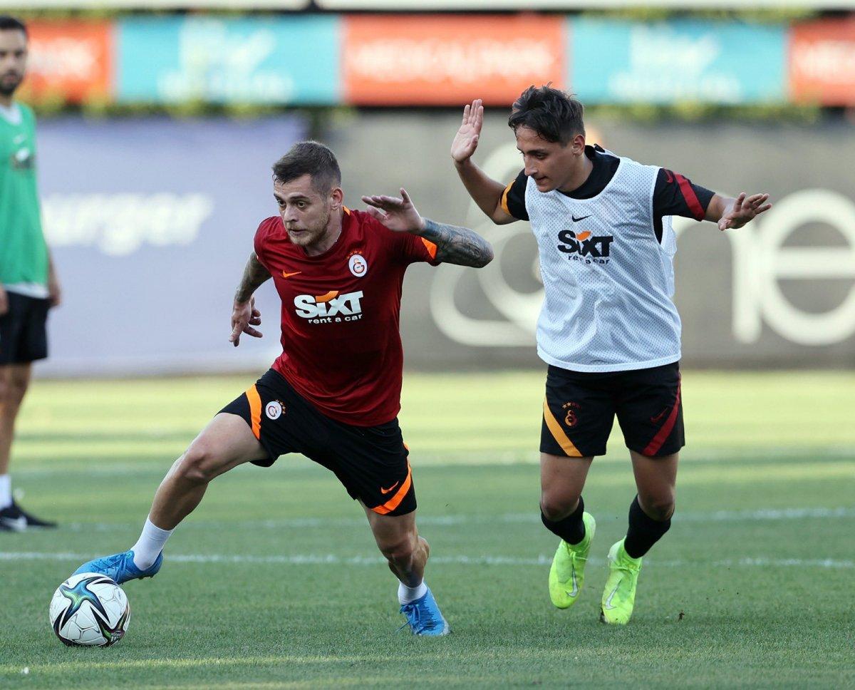 Emirhan Kayar: Okan Buruk'a teşekkür ediyorum