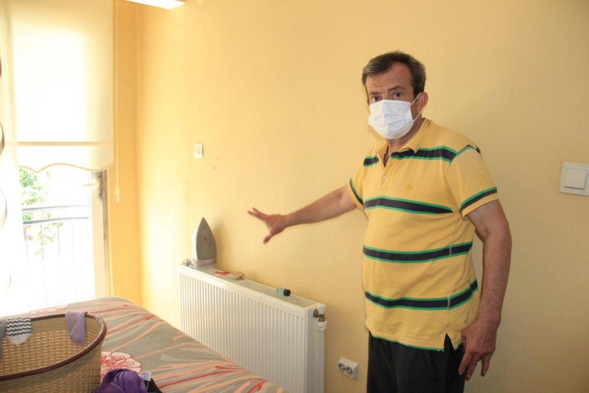 Aydın'da evine giren hırsızdan para istedi