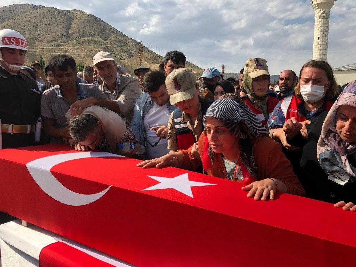 Şehit Uzman Çavuş Taşkın, Erzurum'da son yolculuğuna uğurlandı