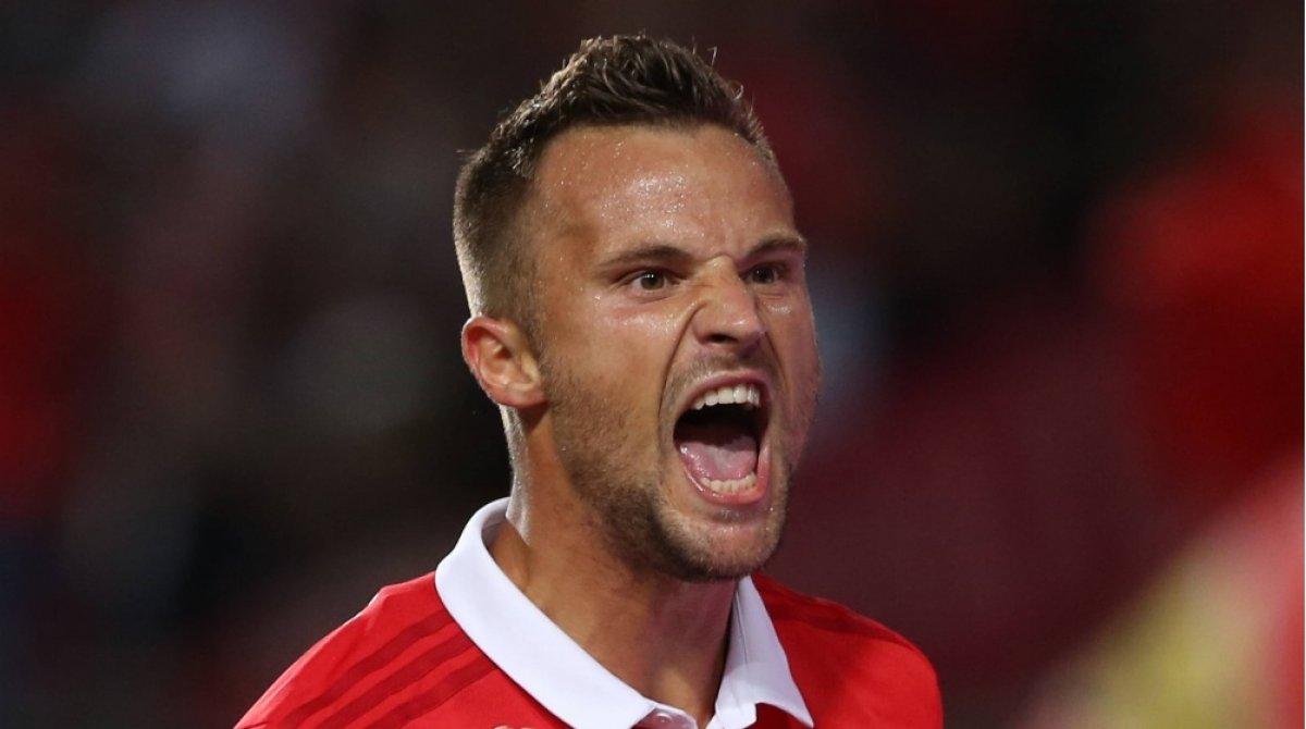 Galatasaray Haris Seferovic'i KAP'a bildirdi