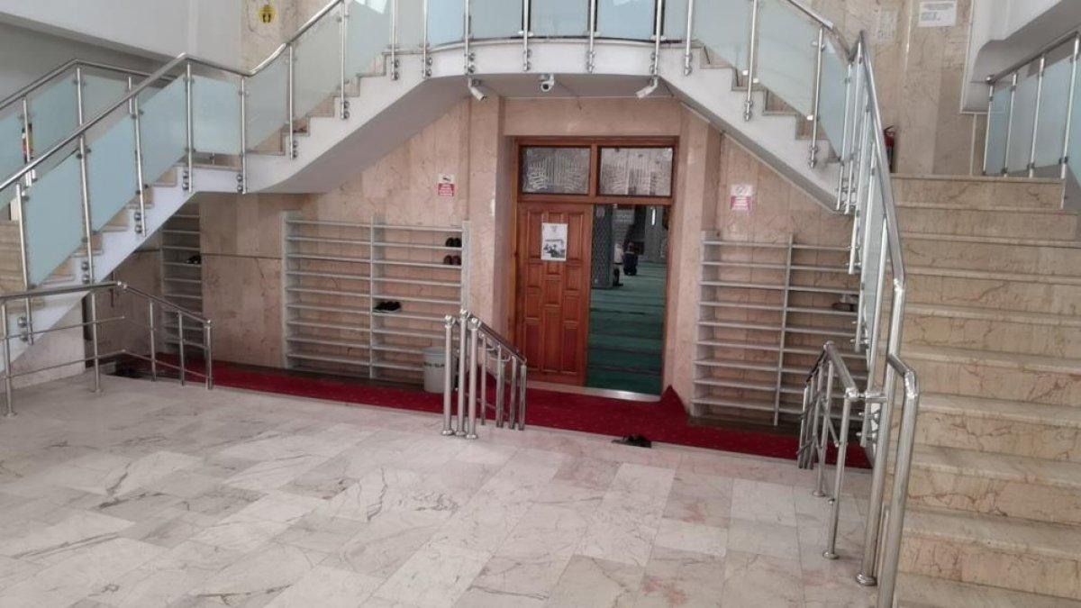 Zonguldak'ta sabıkalı şahıs camiyi yakmaya çalıştı