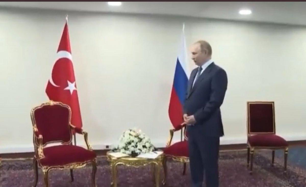 Rusya Devlet Başkanı Putin, Cumhurbaşkanı Erdoğan'ı beklerken