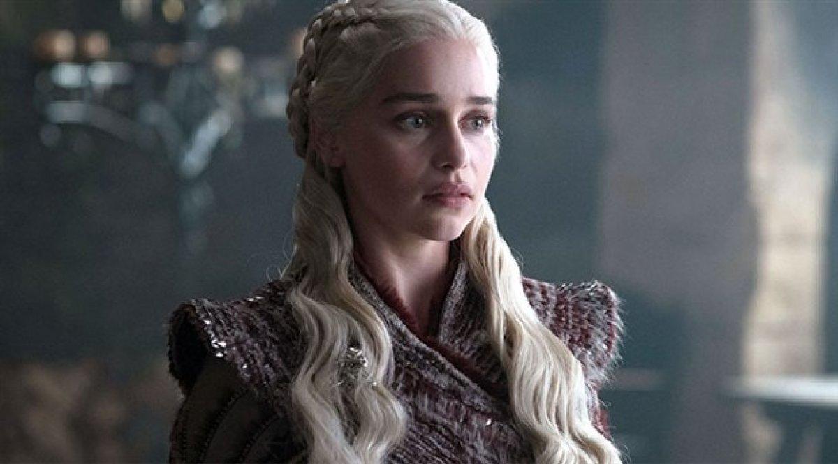 Emilia Clarke: Beynimin bir kısmı yok