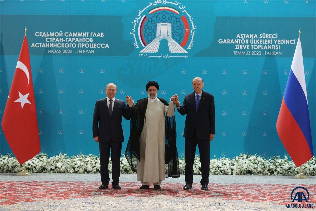 Tahran'da üçlü zirve