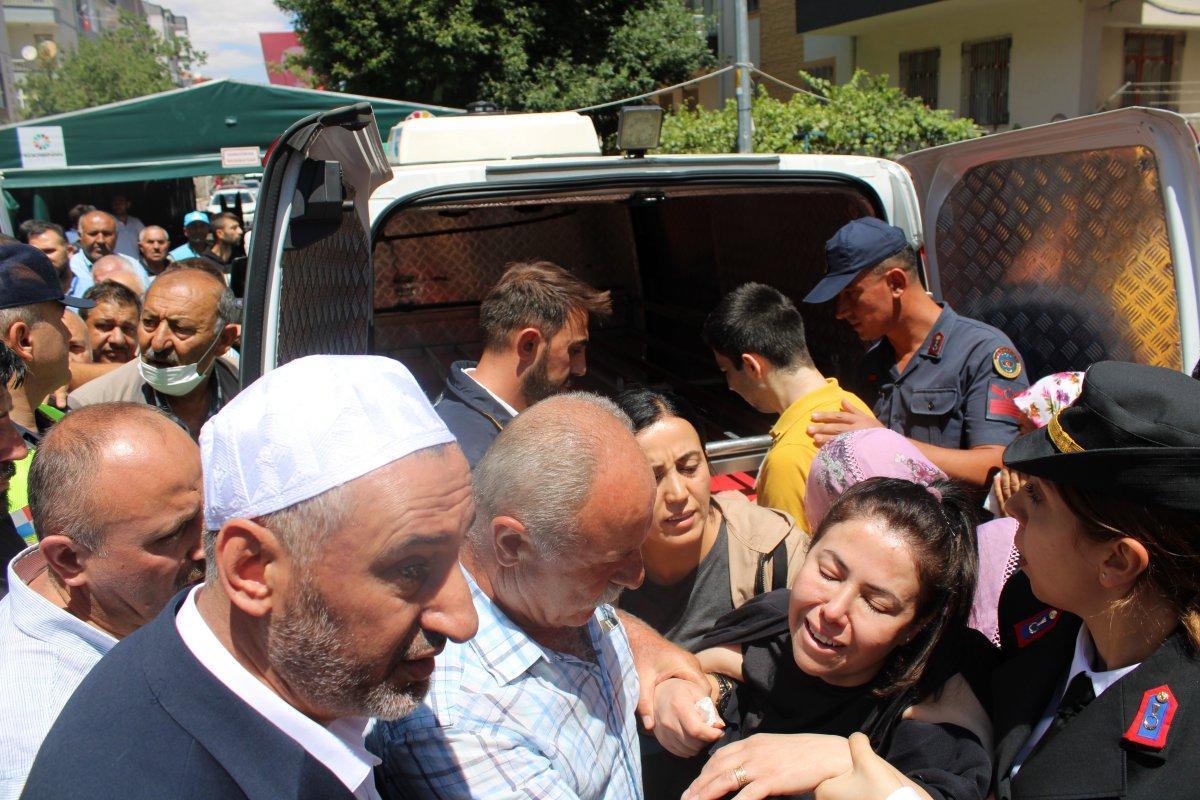 Şehit Mustafa Bozkurt, son yolculuğuna uğurlandı