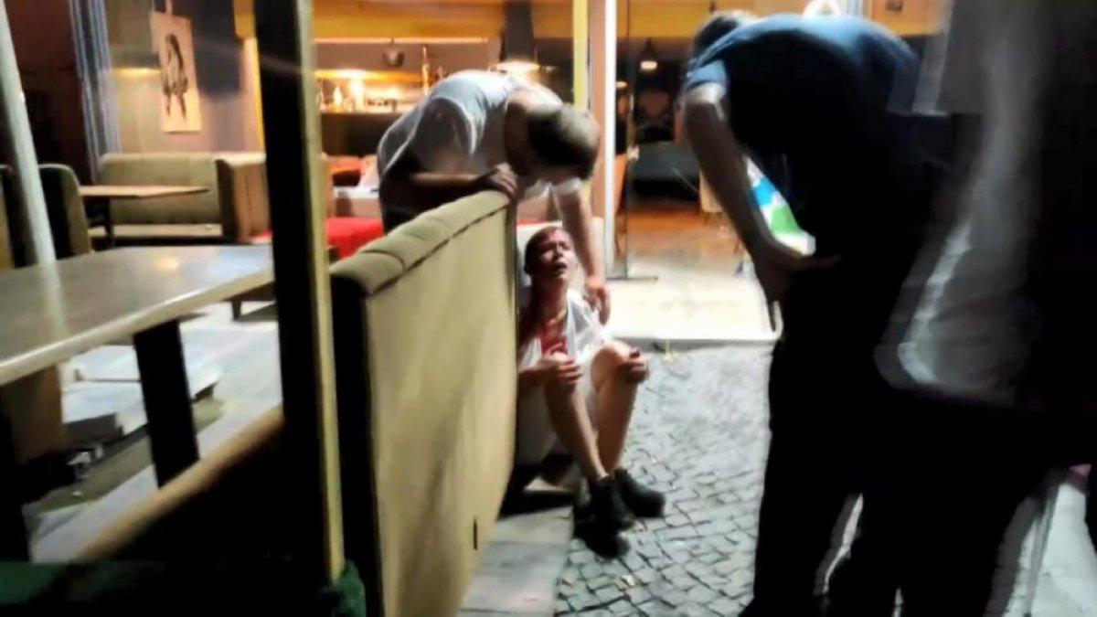 Kocaeli'de nargile şişesiyle kızının kafasına vurdu