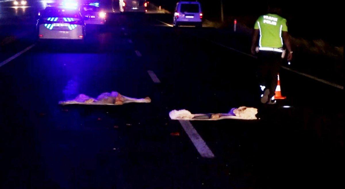 Aracın bagajı açık kalınca yola fırlayan bebek yaşamını yitirdi