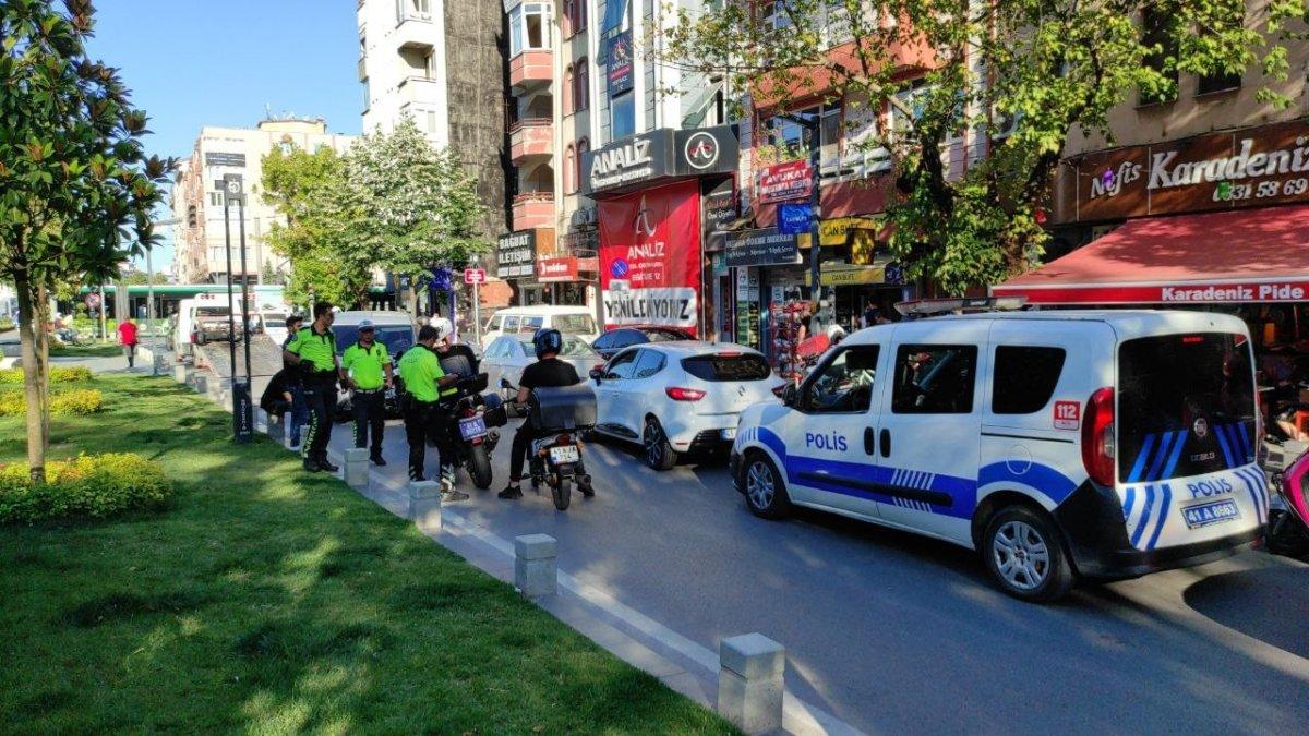 Kocaeli'de araç çalan şahıs yayaya çarptı