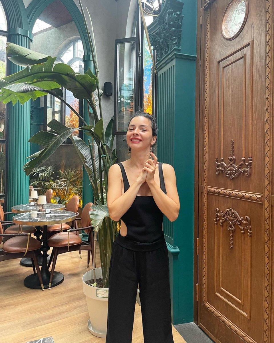 Merve Boluğur'un sahne ücreti