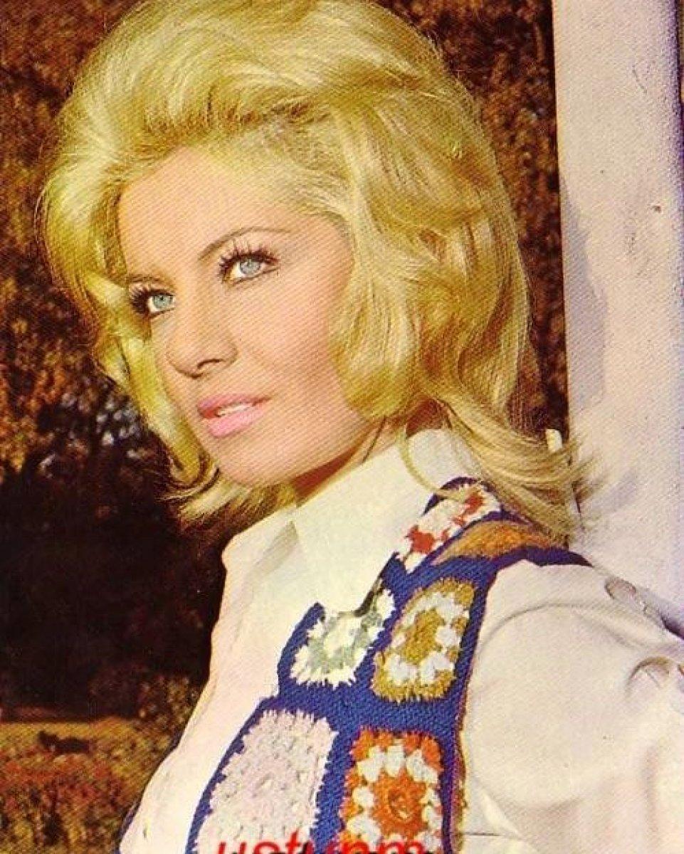 Emel Sayın: Bir zamanlar photoshop'a gerek yoktu