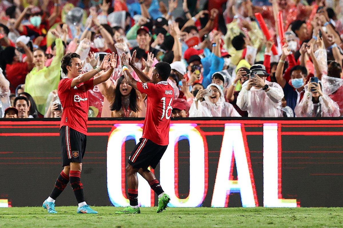 Erik ten Hag futbolculara alkolü yasakladı