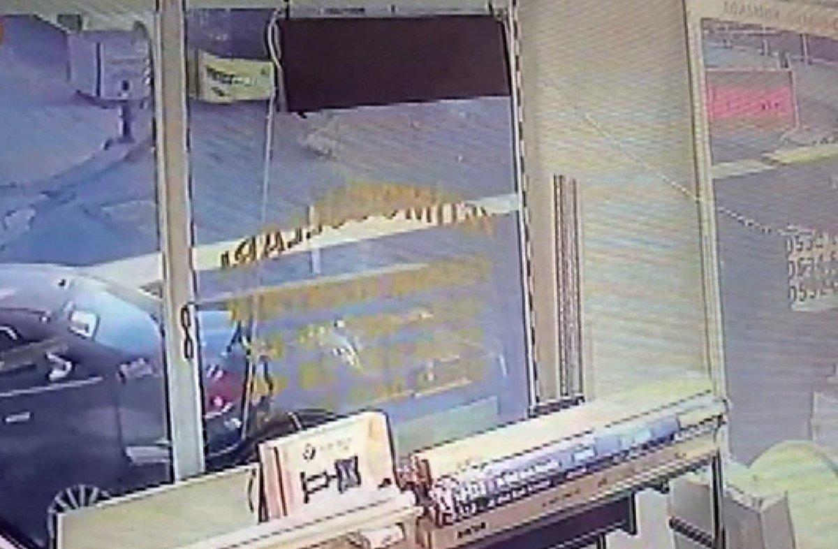 Sultanbeyli'de küçük çocuğa İETT otobüsü çarptı