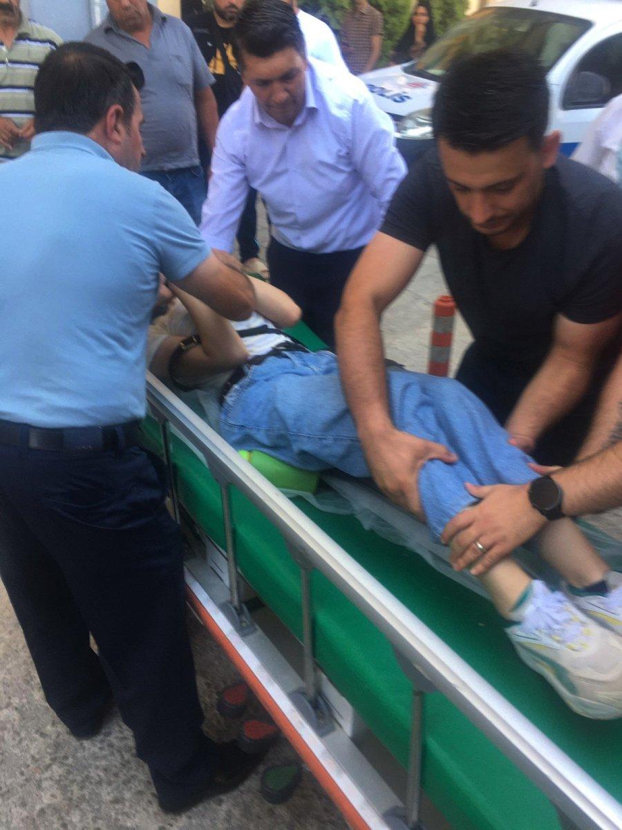 Van'da otobüs şoförü, fenalaşan yolcuyu hastaneye yetiştirdi