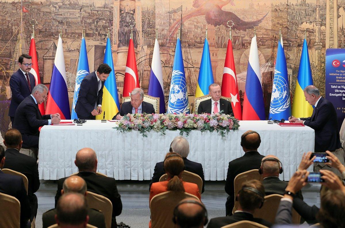 Tahıl koridoru için imzalar atıldı