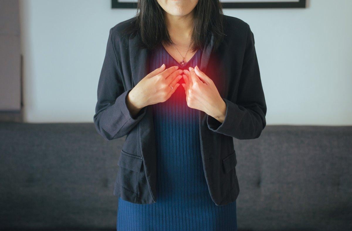 Mide yanmasını anında kesiyor! Reflüye karşı 15 doğal çözüm...