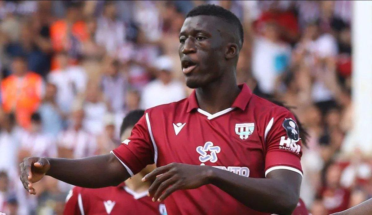 Beşiktaş'ın istediği Philippe Keny'ye teklif yağıyor