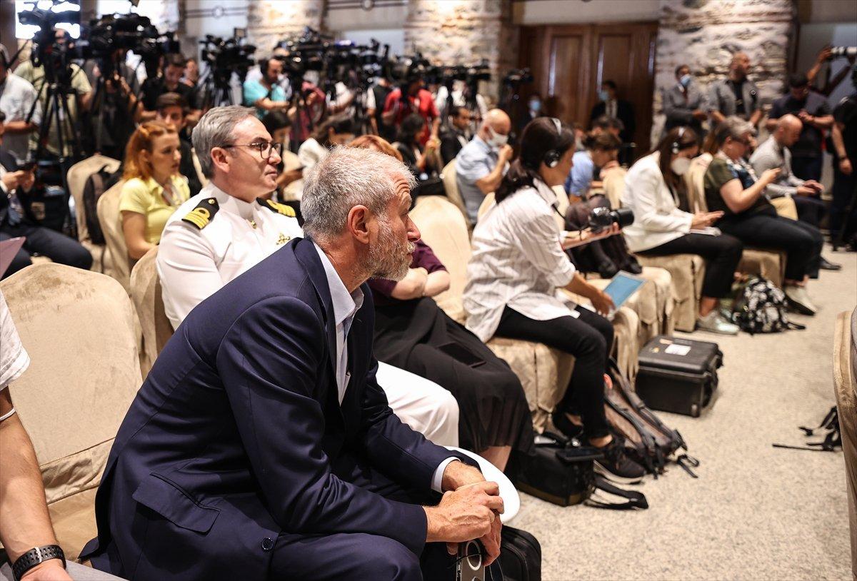 Rus milyarder Roman Abramovich de imza törenine katıldı