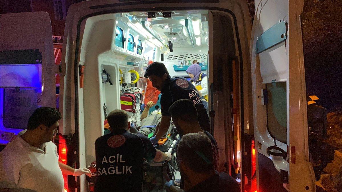 Sarıyer’de kamyon, gecekondunun üzerine uçtu: 4 yaralı