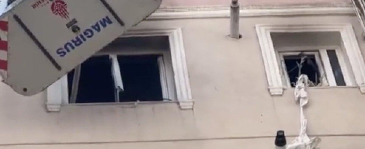 Üsküdar'da doğalgaz kaynaklı patlama: 1 yaralı