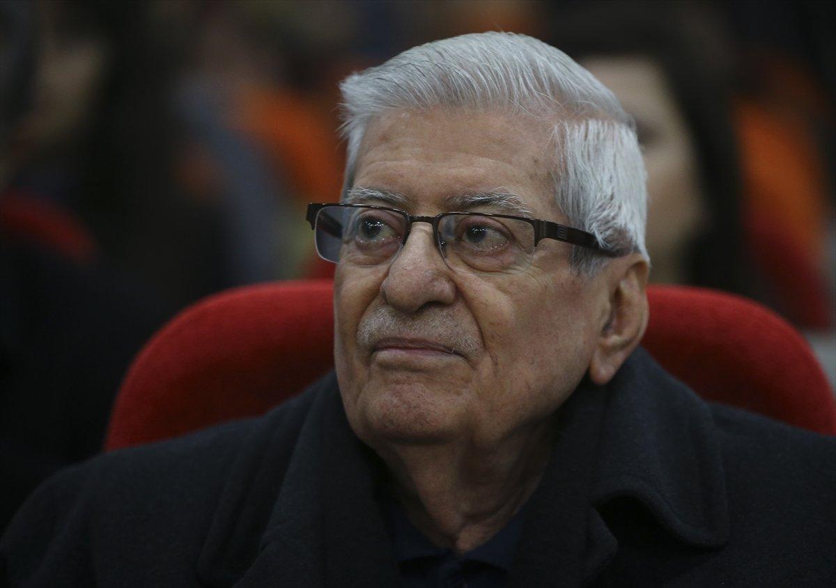 Rasim Özdenören hayatını kaybetti