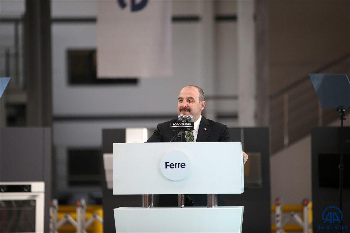 Mustafa Varank: Global firmalar nasıl Türkiye'de yatırım yaparız diye araştırıyorlar