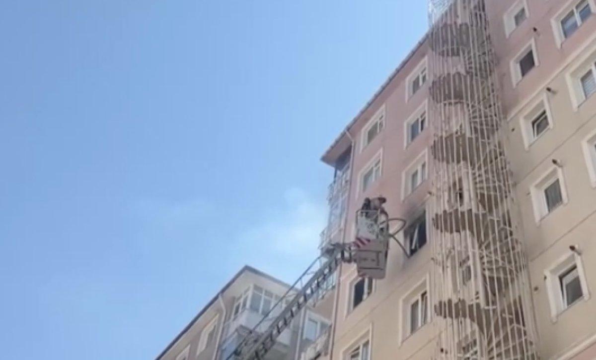 Üsküdar'da doğalgaz kaynaklı patlama: 1 yaralı