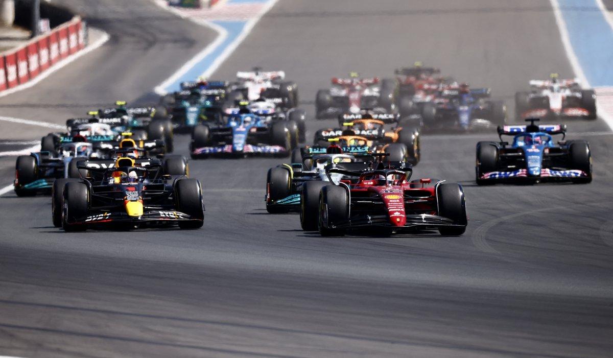 Fransa GP'de kazanan Verstappen