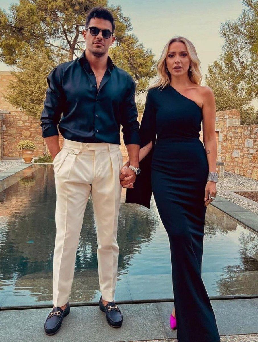 Hadise, soyadını değiştirdi