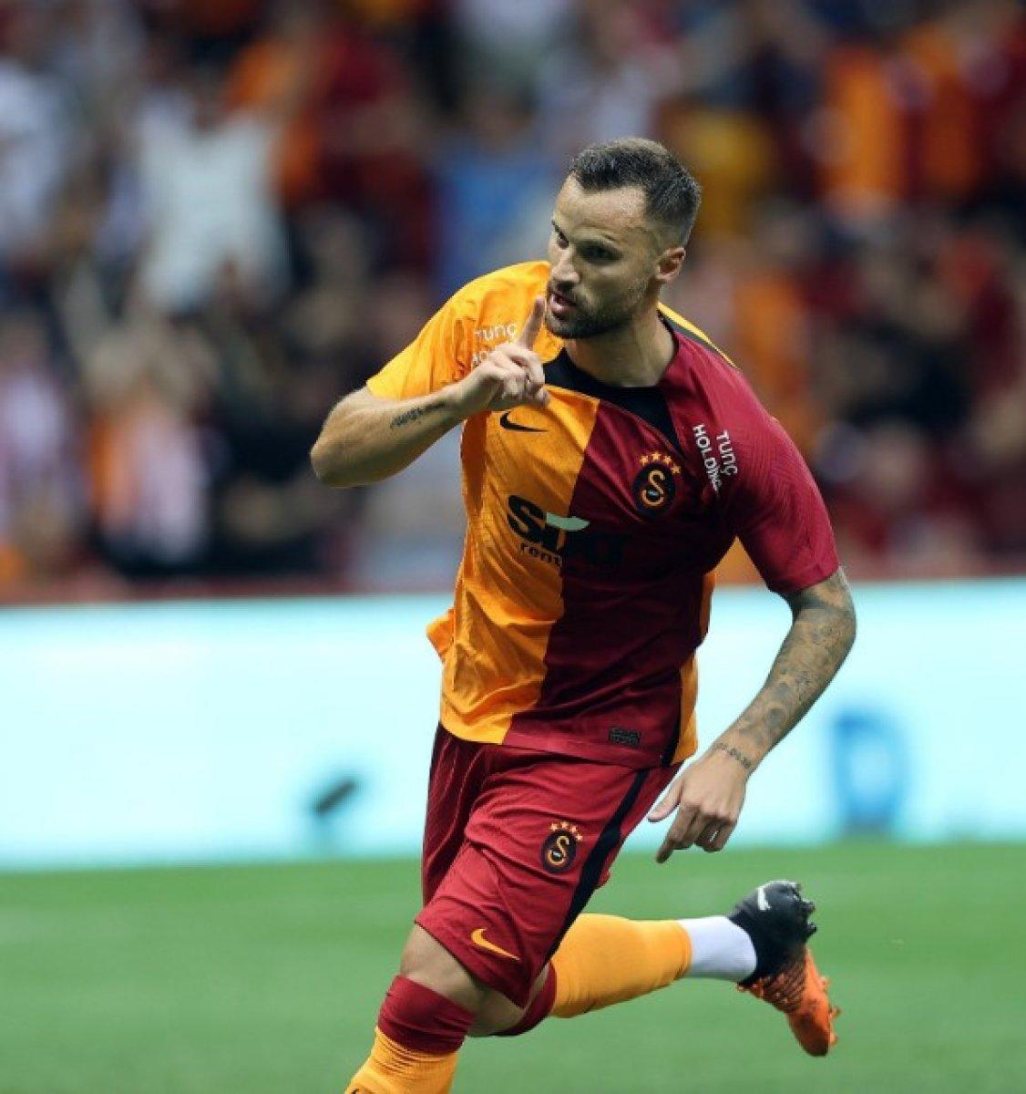 Haris Seferovic'in ilk şutu gol oldu