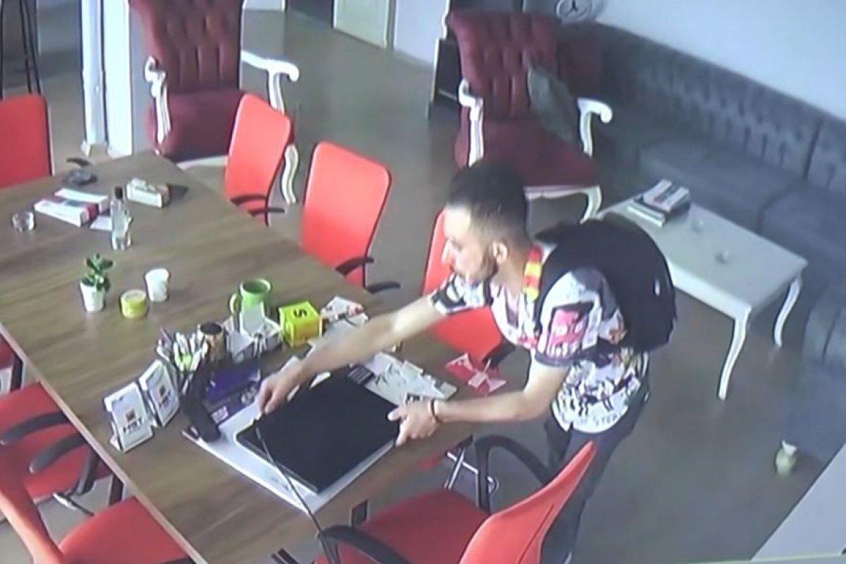 Gaziantep'te lavabo ihtiyacı için geldiği iş yerinden laptop çaldı