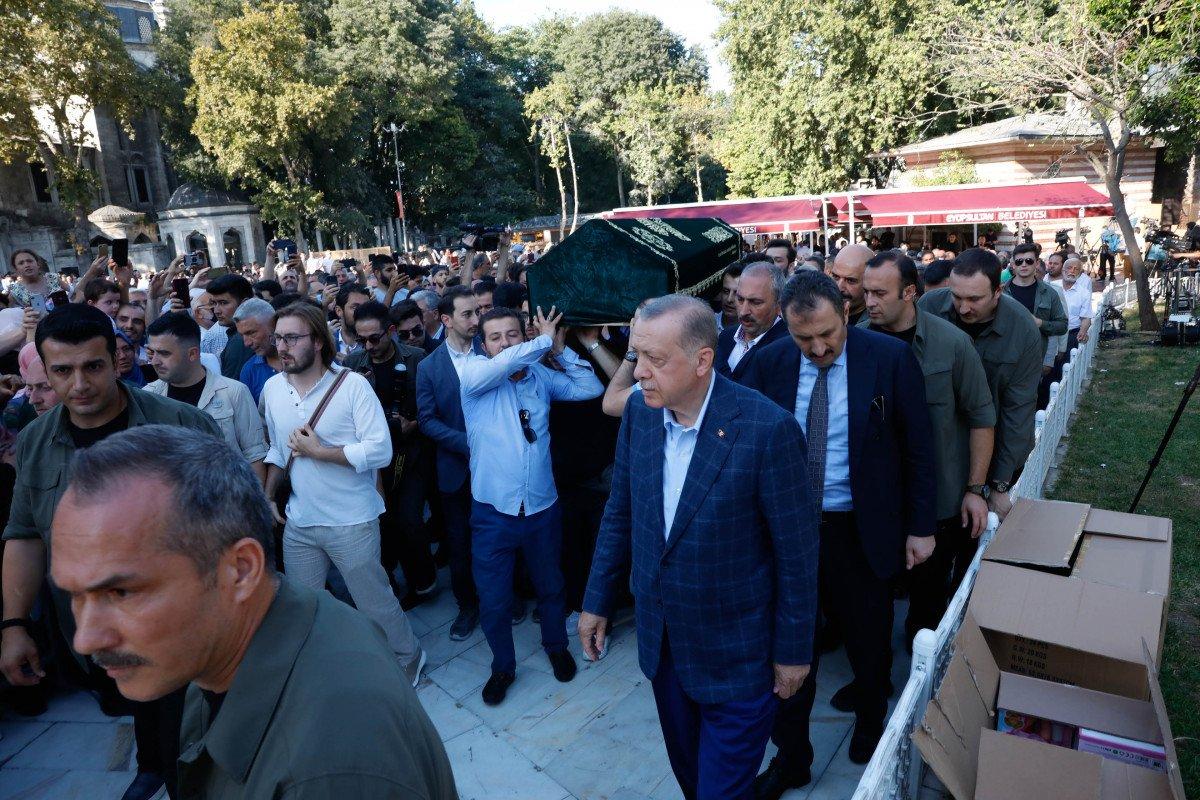 Cumhurbaşkanı Erdoğan, Rasim Özdenören'in cenaze törenine katıldı