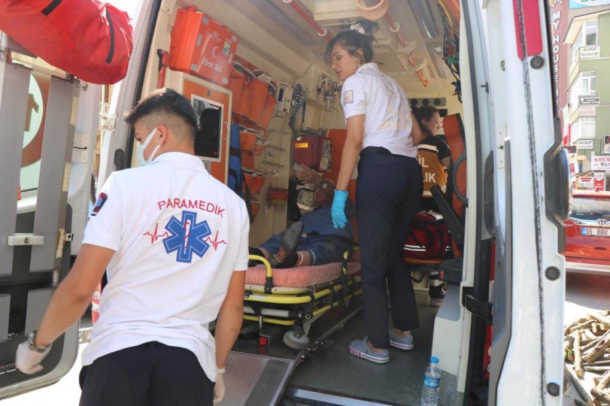 Samsun'da motosikletli kazazede kendisine çarpan sürücüyü sakinleştirdi