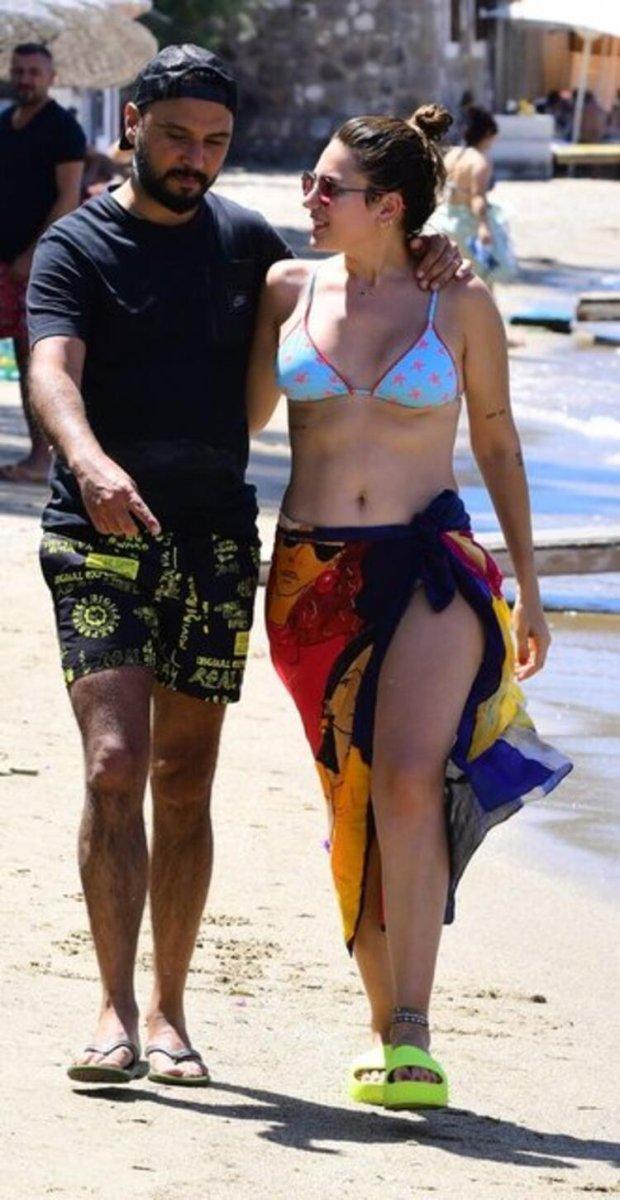 Alişan ile Buse Varol tatilde