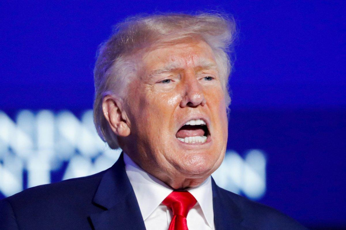 Donald Trump, LGBT'ye tepki gösterdi