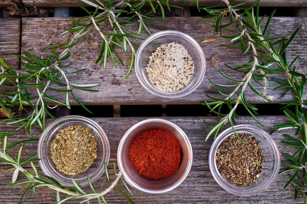 Vücuttaki su tutulmasını azaltan en iyi 12 gıda