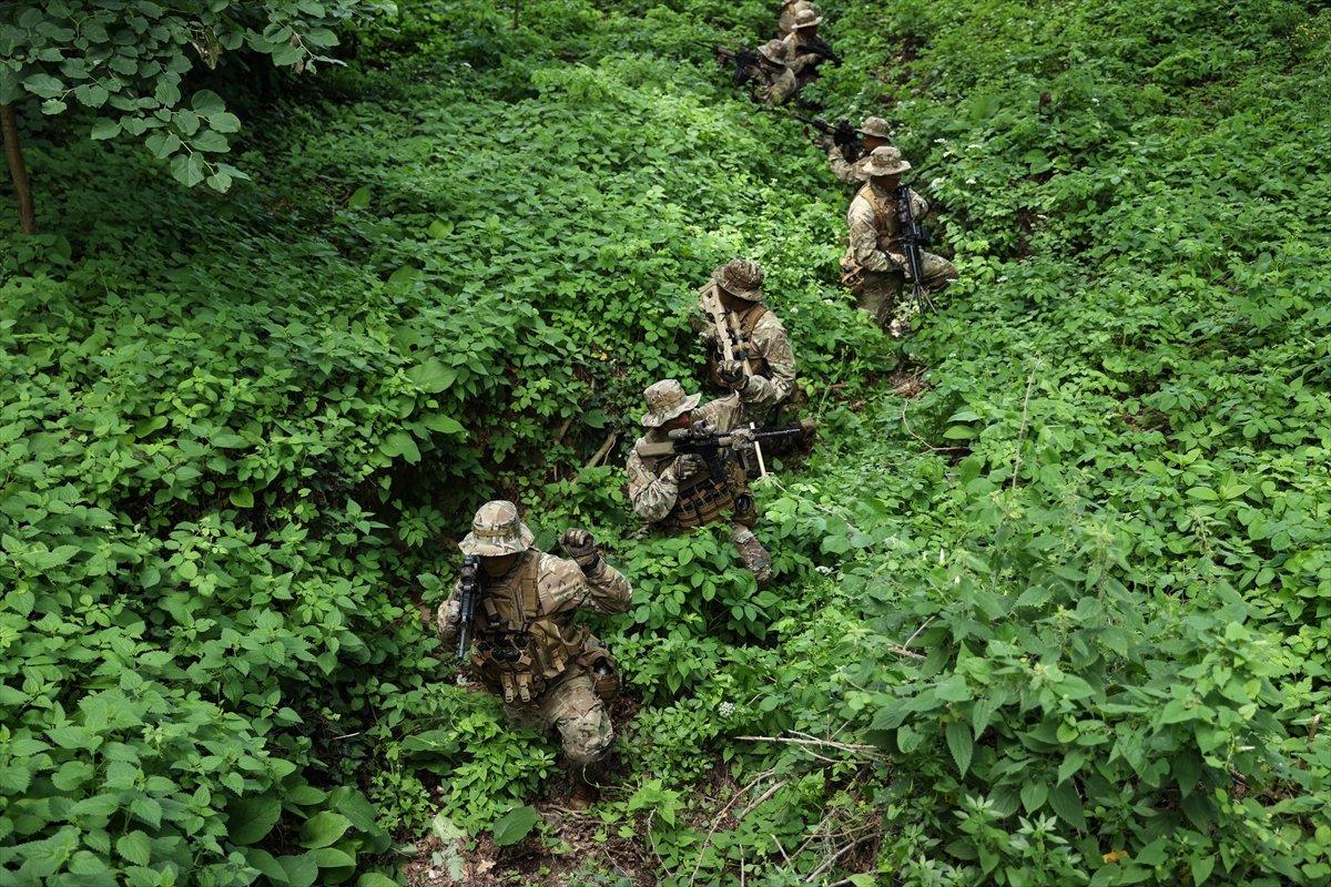 Mavi Vatan'ın korkusuz komandolarının eğitimi görüntülendi